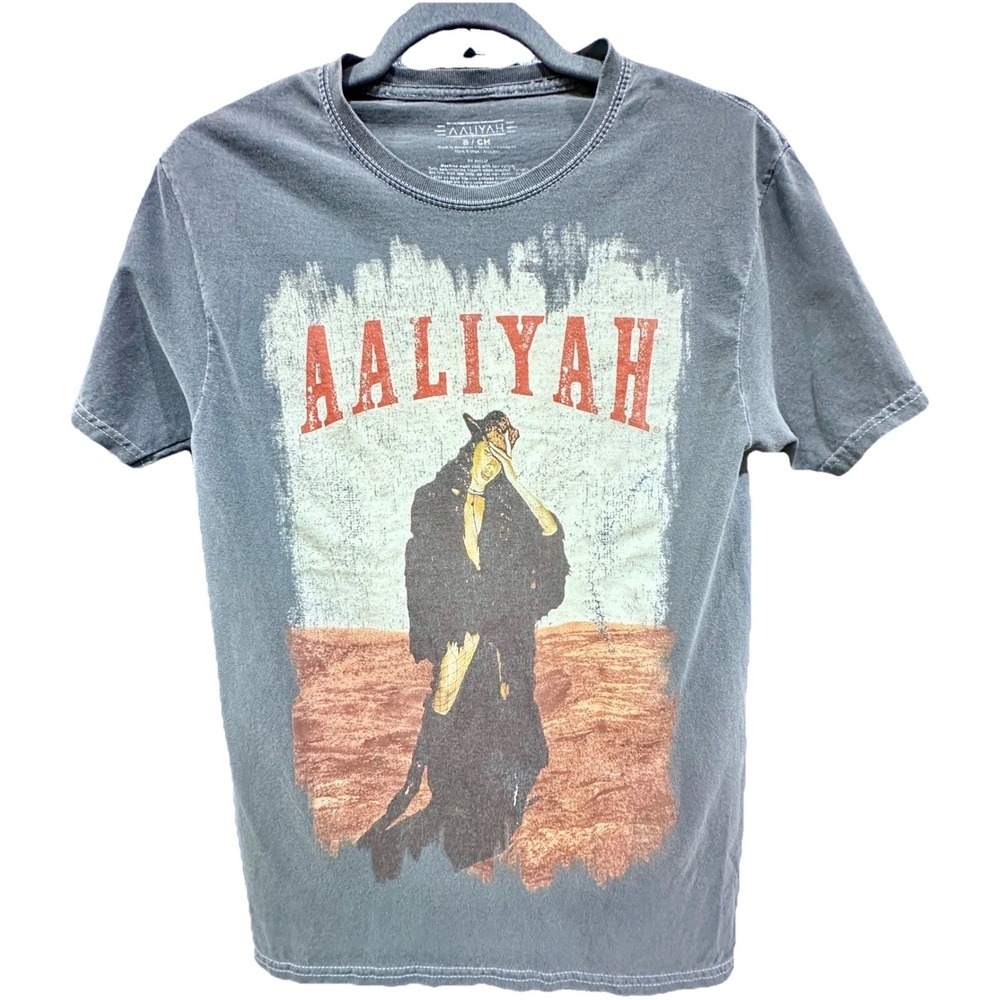 Aaliyah Graphic T-Shirt Womens Small Faded Black Vintage‎ Style R&B Music Tee